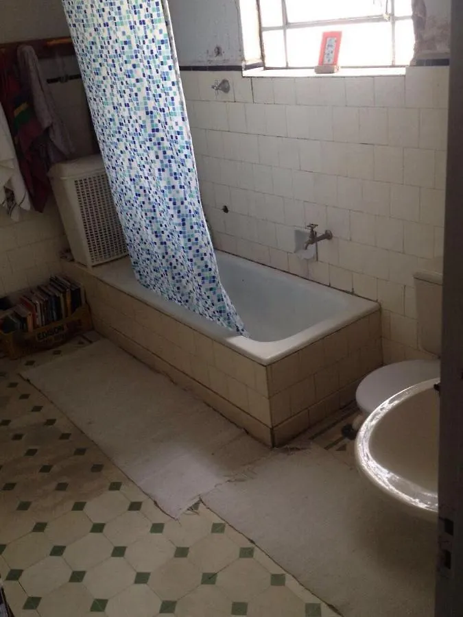 Quarto Em Casa Atelie Com Sol No Quintal Apartment Sao Paulo Homestay